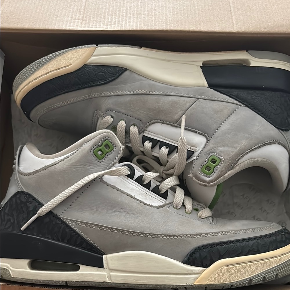 Jordan retro 3 chlorophyll size 9.5